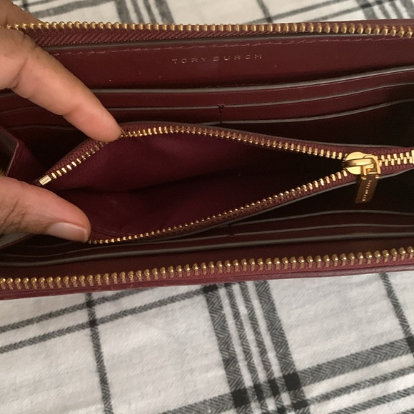 Tory Burch wallet - Picture 7 of 8